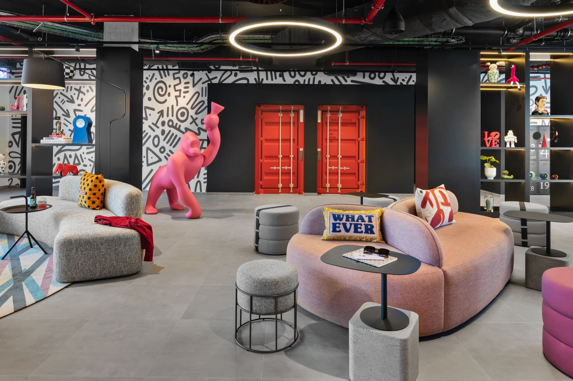 Moxy Alfragide Lisboa